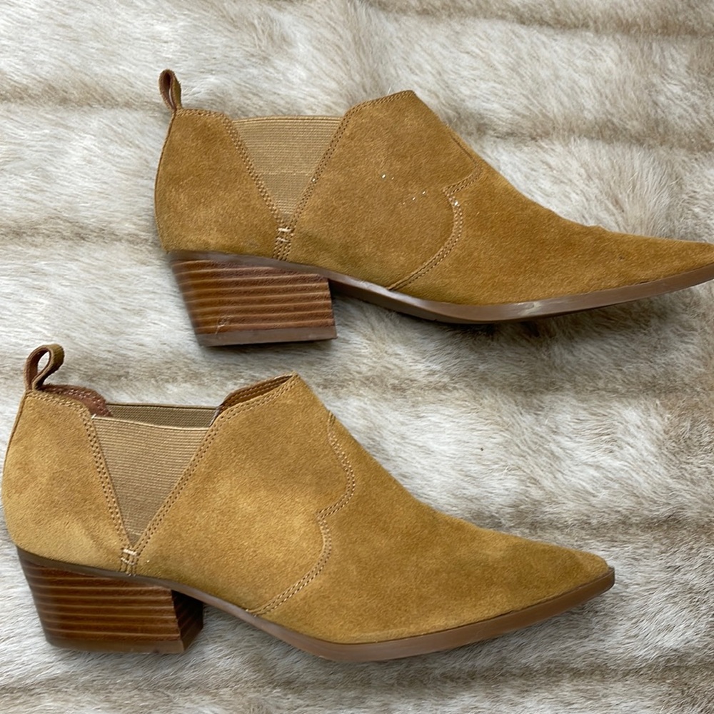 Nine West Booties Camel Color Size 8 - image 1